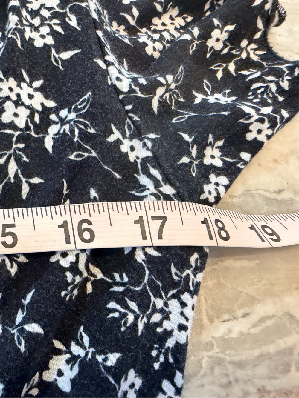 Loveappella Black White Floral Wrap Dress Flutter Sleeve Lace Trim Large petite - Picture 8 of 10